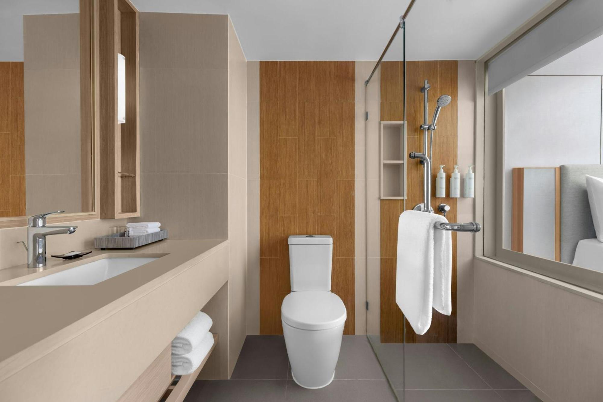 Courtyard By Marriott Phuket, Patong