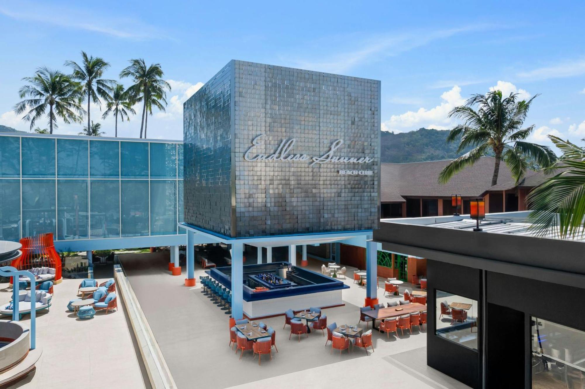 Курортный комплекс Courtyard By Marriott Phuket, 4*